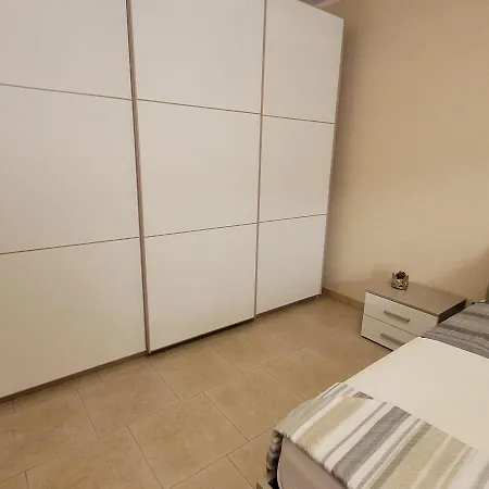 Civico 11 Apartment *